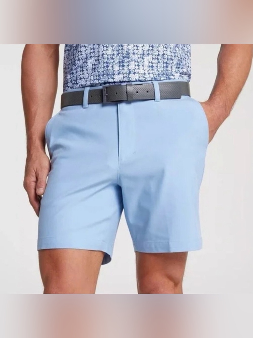 VRST Men's 7" Chino Golf Shorts in Blue Wind. NWT